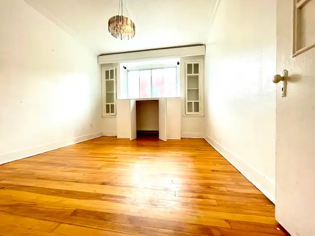 4-bedroom apartment near Plamondon Metro available on Jul 1 - Photo 3