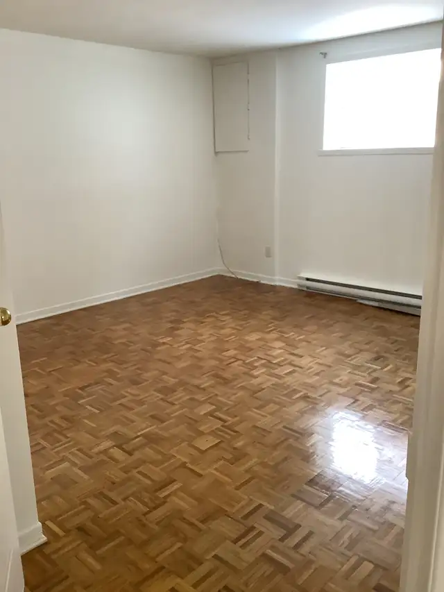 Logement 4 1/2, demi sous-sol à louer à L'Assomption. - Photo 2