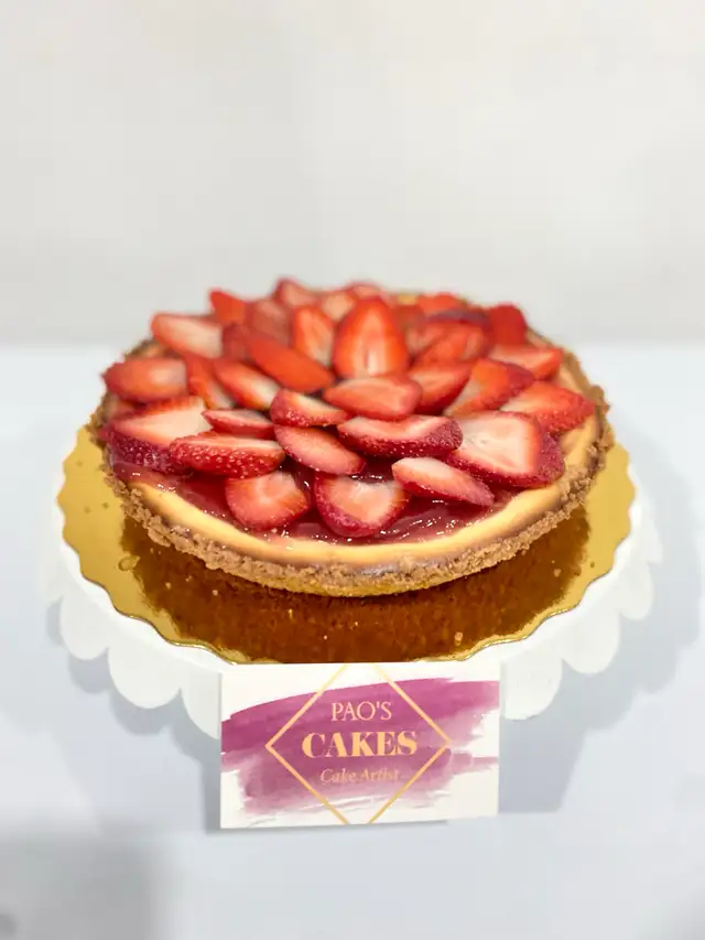 Milton strawberry cheesecake , bakery dessert - Photo 2