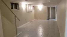 Bright 1 Bedroom Basement Apartment - Walk to Subway - Photo 2