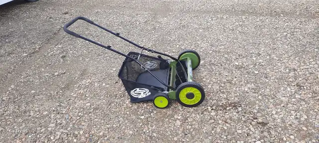 20 inch sun joe /mow joe reel push mower - Photo 3