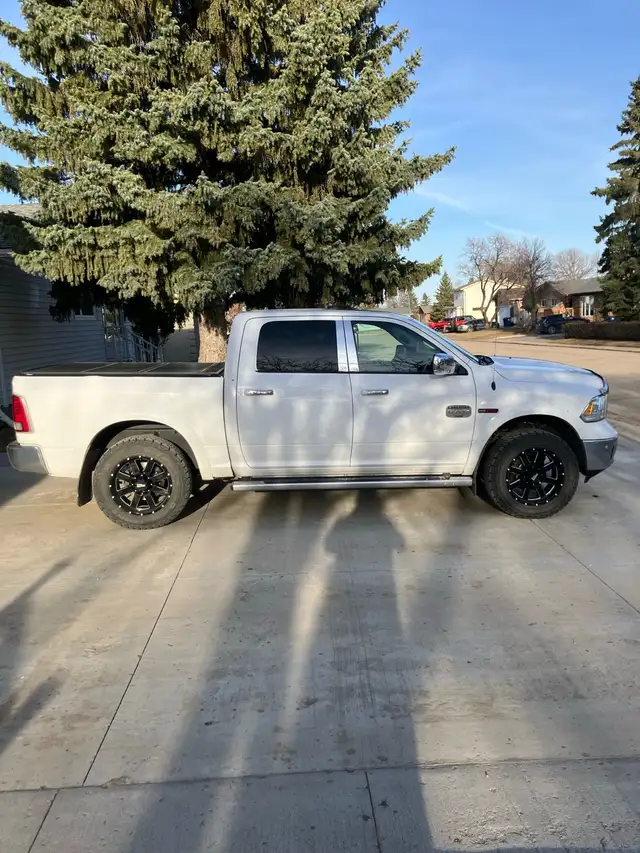 2016 Ram Ecodiesel Longhorn - Photo 4