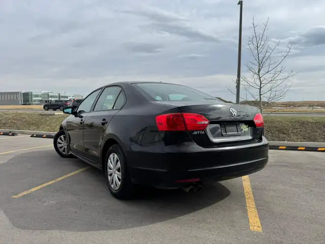 2013 Volkswagen Jetta Manual - Photo 5