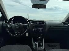 2013 Volkswagen Jetta Manual - Photo 9