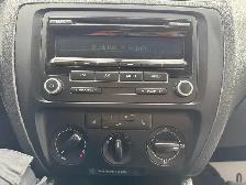 2013 Volkswagen Jetta Manual - Photo 10