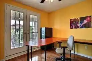 Master Bedroom With Walk In Closet For Rent In Mississauga. - Photo 7