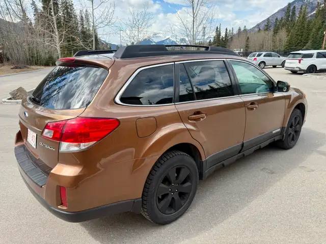 Subaru Outback 2011 - Photo 4