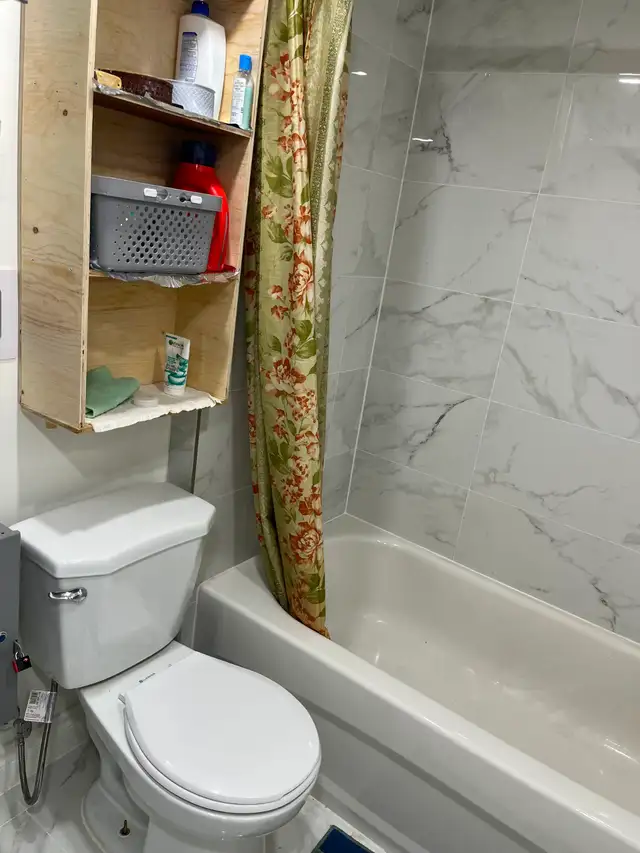 CLOSE TO VICTORIA PARK SUBWAY FURNISHED BASEMENT ROOM FOR RENT - Photo 4