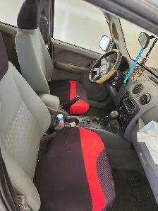 2004 Jeep Liberty V6 4x4 - Photo 6