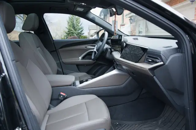 2025 Audi Q5 Technik 45 TFSI Quattro — 13,056 KM — All-New Gen — - Photo 10
