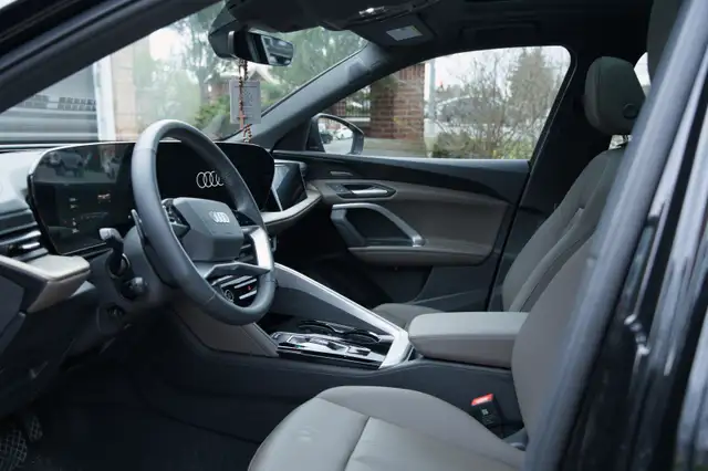 2025 Audi Q5 Technik 45 TFSI Quattro — 13,056 KM — All-New Gen — - Photo 11