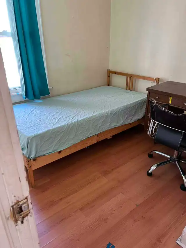 Walk to University, The Room for rent - Photo 2