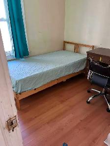 Walk to University, The Room for rent - Photo 2