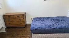 All Inclusive Furnished Bedroom near Leslie & Steeles - Photo 6