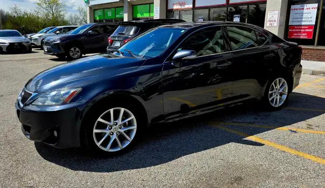 2011 Lexus IS 250 All Wheel Drive/Sunroof/Bluetooth - Photo 5