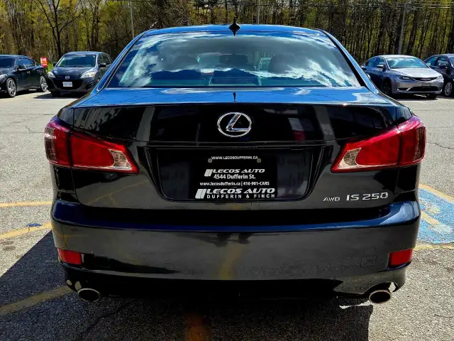 2011 Lexus IS 250 All Wheel Drive/Sunroof/Bluetooth - Photo 9