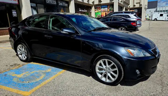 2011 Lexus IS 250 All Wheel Drive/Sunroof/Bluetooth - Photo 14
