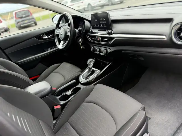 2019 KIA Forte EX  APPLE CARPLAY - Photo 22