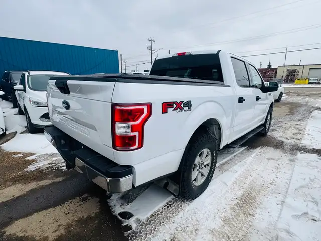 2018 Ford F150 XLT CREW CAB 4X4, 5.0L, V8, Clean Carfax, Clean T - Photo 7