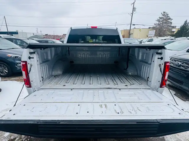 2018 Ford F150 XLT CREW CAB 4X4, 5.0L, V8, Clean Carfax, Clean T - Photo 11