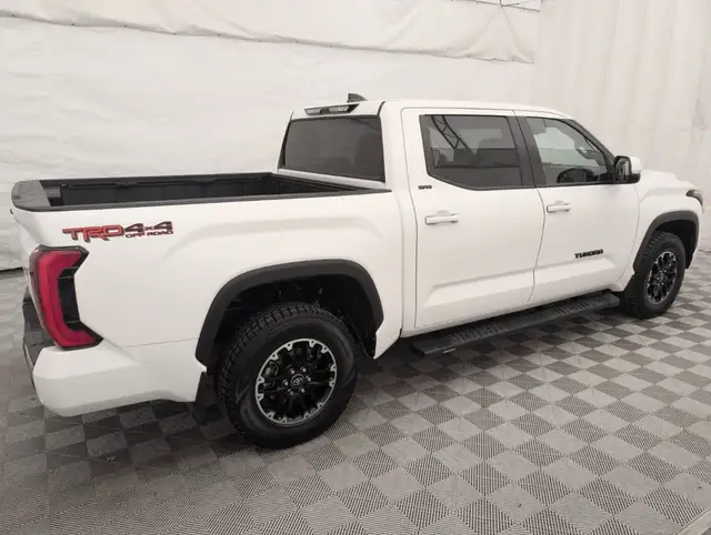2025 Toyota Tundra - Photo 4