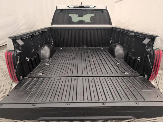 2025 Toyota Tundra - Photo 6