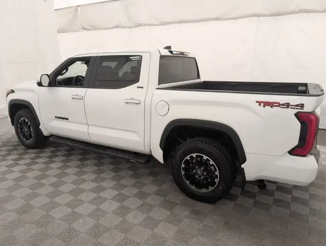 2025 Toyota Tundra - Photo 7