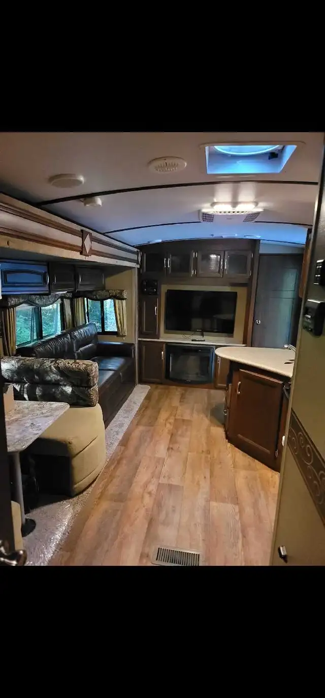 2015 Keystone Outback 312BHS - Photo 3