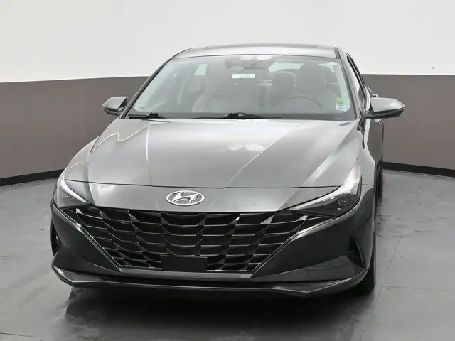 2022 Hyundai Elantra Ultimate Tech Leather, Sunroof, Apple/Andro - Photo 2