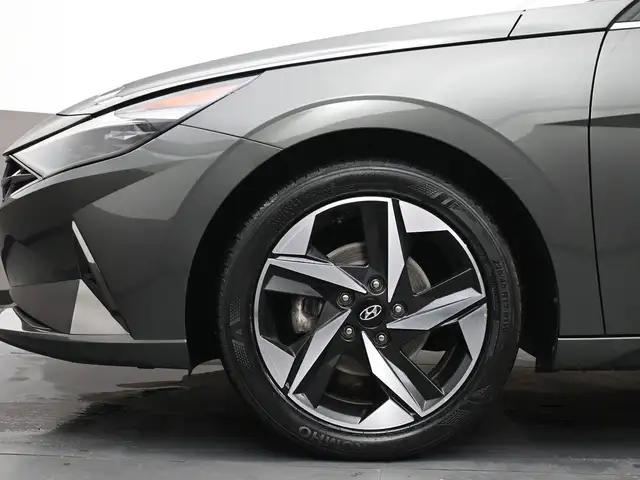 2022 Hyundai Elantra Ultimate Tech Leather, Sunroof, Apple/Andro - Photo 4