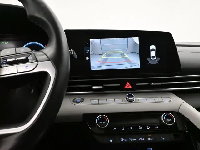 2022 Hyundai Elantra Ultimate Tech Leather, Sunroof, Apple/Andro - Photo 10
