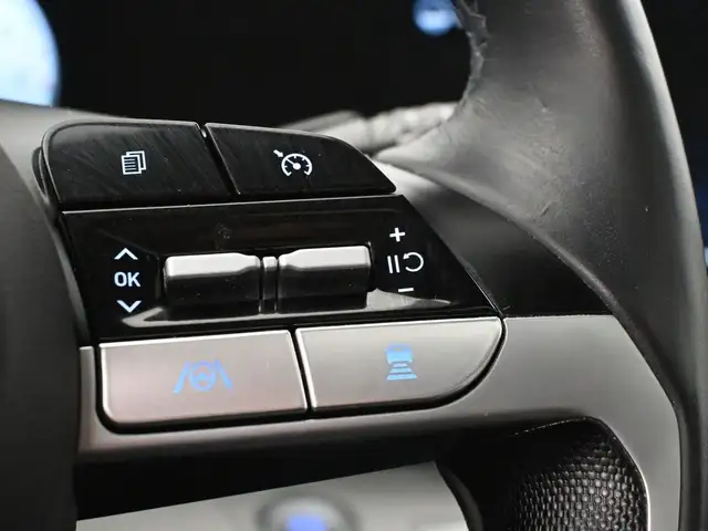2022 Hyundai Elantra Ultimate Tech Leather, Sunroof, Apple/Andro - Photo 16