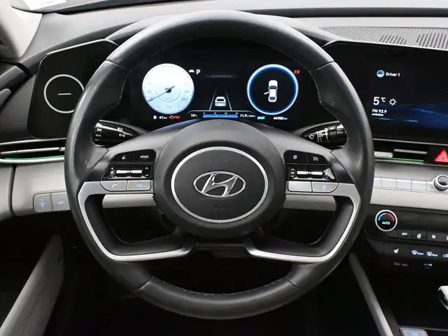 2022 Hyundai Elantra Ultimate Tech Leather, Sunroof, Apple/Andro - Photo 22