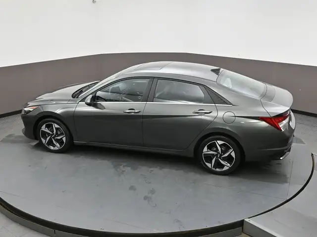 2022 Hyundai Elantra Ultimate Tech Leather, Sunroof, Apple/Andro - Photo 36