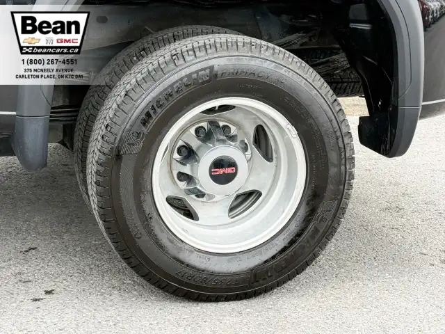 2022 GMC Sierra 3500HD - Photo 13