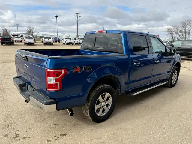 2018 Ford F-150 Crew Cab 4x4 XLT 5L - Rebuilt Title - Photo 4