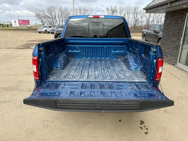 2018 Ford F-150 Crew Cab 4x4 XLT 5L - Rebuilt Title - Photo 7