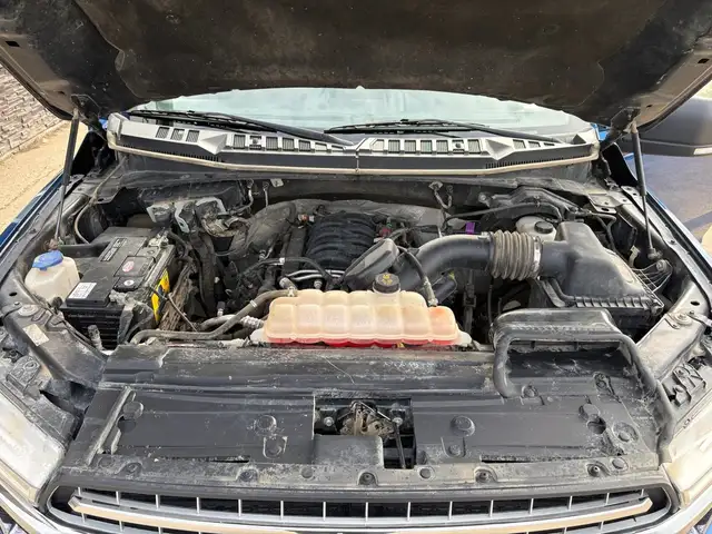 2018 Ford F-150 Crew Cab 4x4 XLT 5L - Rebuilt Title - Photo 19
