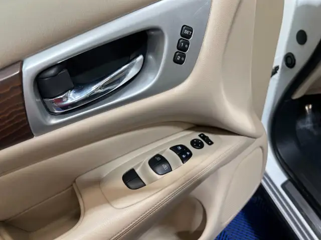 2020 Nissan Pathfinder - Photo 10