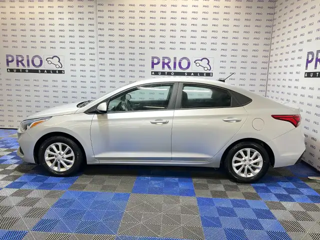 2018 Hyundai Accent - Photo 2