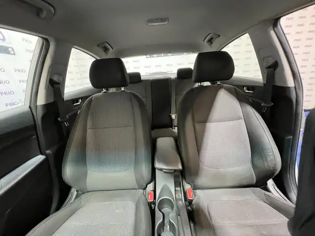 2018 Hyundai Accent - Photo 19