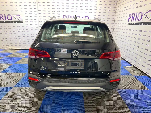 2022 Volkswagen Taos - Photo 4