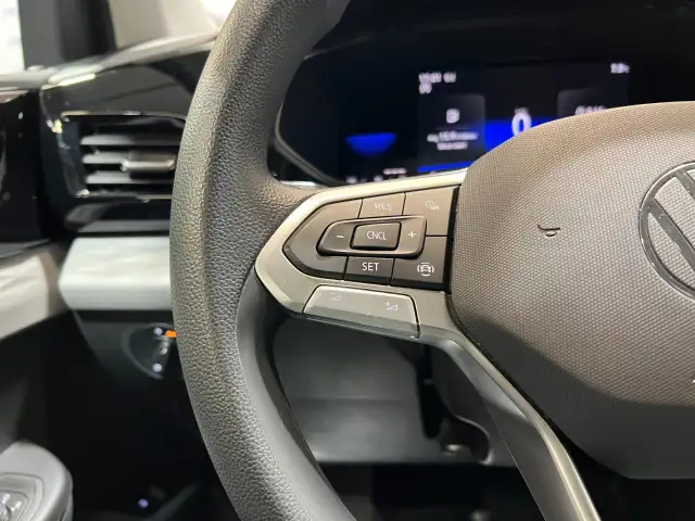 2022 Volkswagen Taos - Photo 22