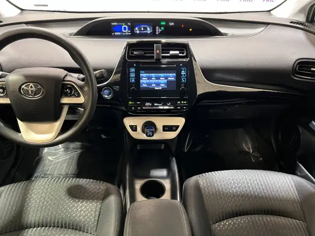 2016 Toyota Prius - Photo 28
