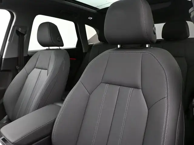 2025 Audi Q5 PROGRESSIVE AWD | SUNROOF | NAVIGATION LOW ,MILEAGE - Photo 7