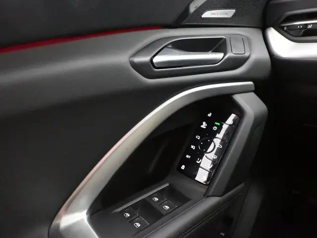 2025 Audi Q5 PROGRESSIVE AWD | SUNROOF | NAVIGATION LOW ,MILEAGE - Photo 13