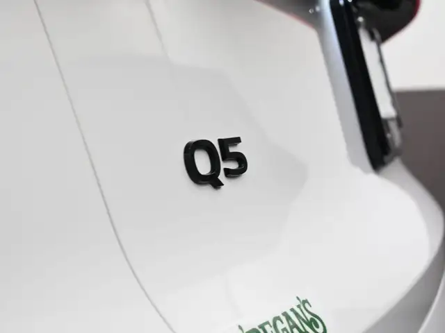 2025 Audi Q5 PROGRESSIVE AWD | SUNROOF | NAVIGATION LOW ,MILEAGE - Photo 27