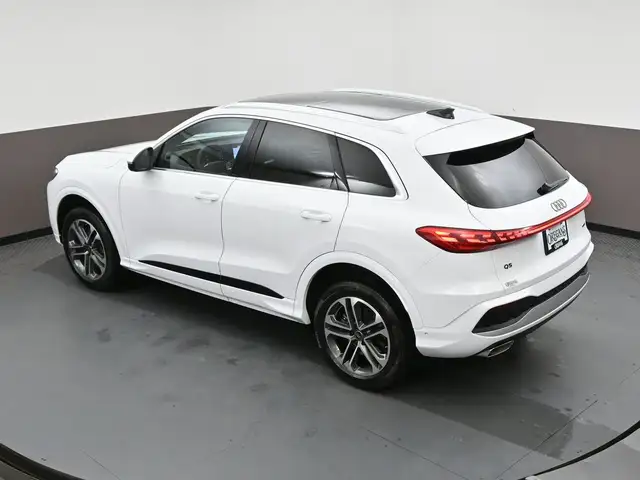 2025 Audi Q5 PROGRESSIVE AWD | SUNROOF | NAVIGATION LOW ,MILEAGE - Photo 43