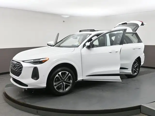 2025 Audi Q5 PROGRESSIVE AWD | SUNROOF | NAVIGATION LOW ,MILEAGE - Photo 50