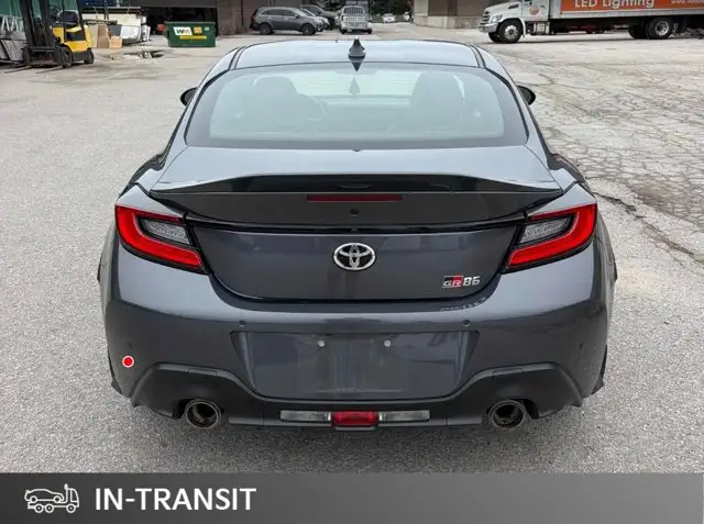 2023 Toyota GR86 Premium | Auto - Photo 4